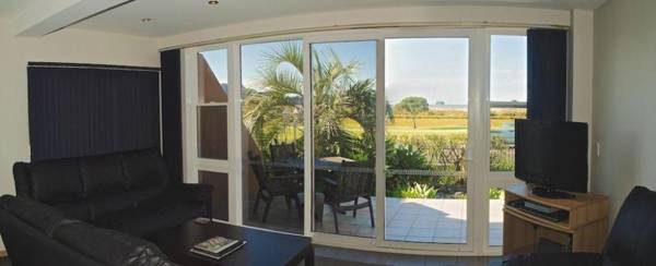 Admiralty Lodge Motel