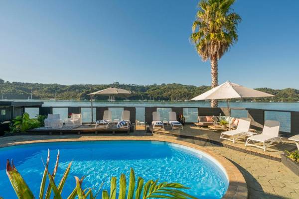 Oceans 88 Whitianga Coastal Suites