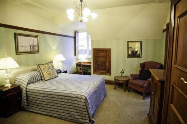 Wellesley Boutique Hotel