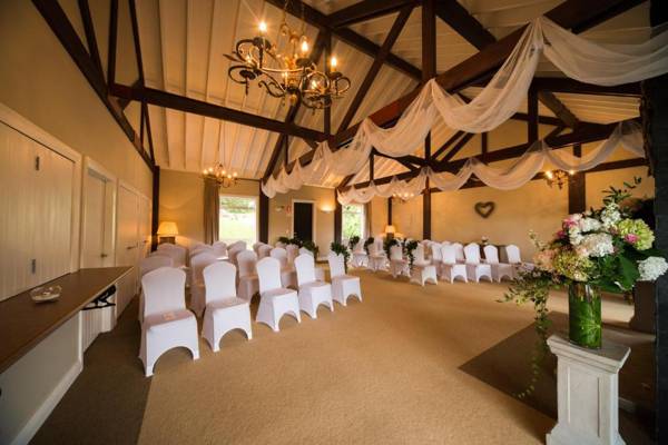 Woodhouse Mountain Lodge