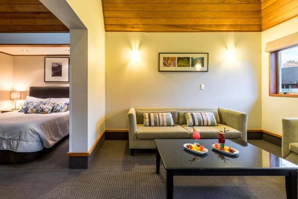 Distinction Te Anau Hotel & Villas