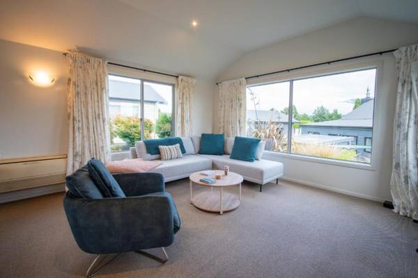 Southland Sounds - Te Anau Holiday Home