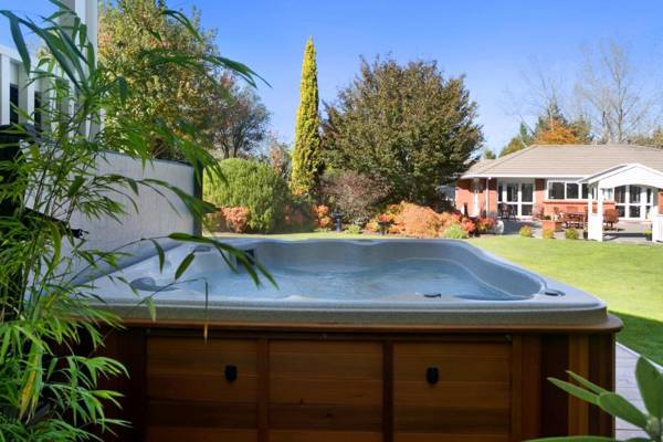 The Retreat Luxury Garden Villa