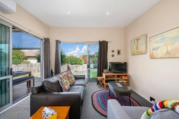 Tranquil Tauhara - Taupo Central Holiday Home