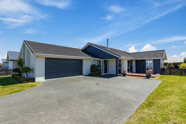 Fabulous in Wharewaka - Wharewaka Holiday Home