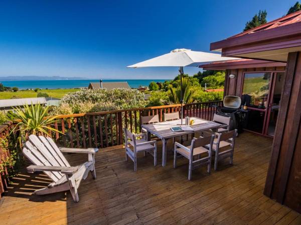 Blue Views - Pohara Holiday Home