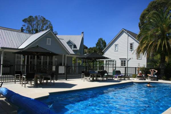 Chapel Cottage - Russell Cottages Collection