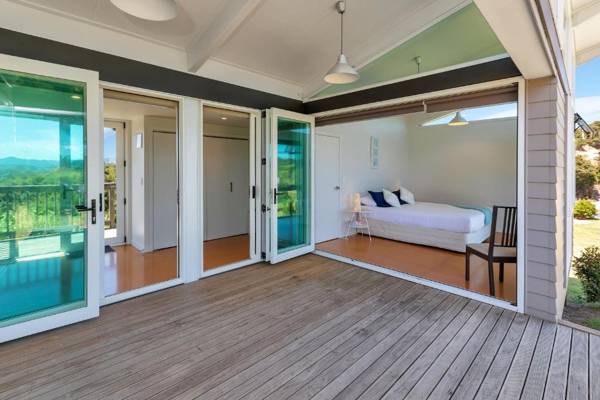 Paroa Bay Chalets - Te Whare Tui