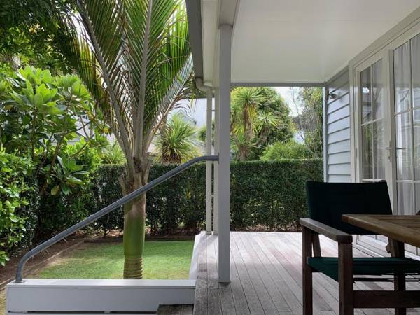 Bellbird Cottage - Russell Cottages Collection