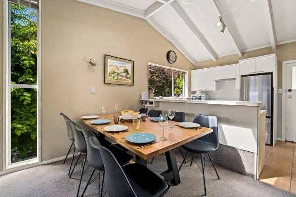 Taha Wai - Wanaka Holiday Home