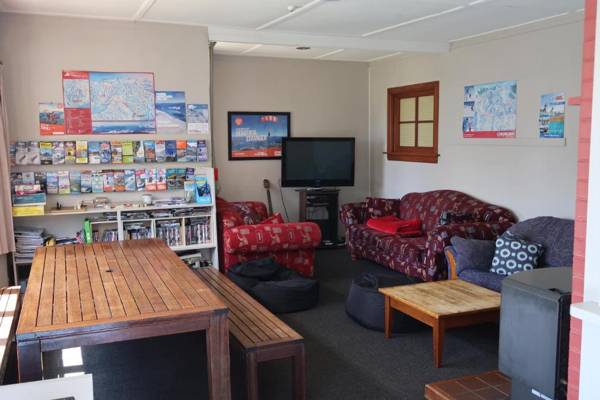 Mountain View Backpackers