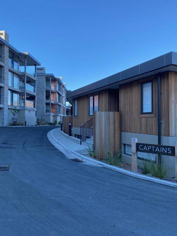 Marina Terrace Wanaka