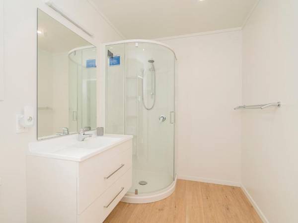 The Sun Seeker's Retreat - Pauanui Holiday Home