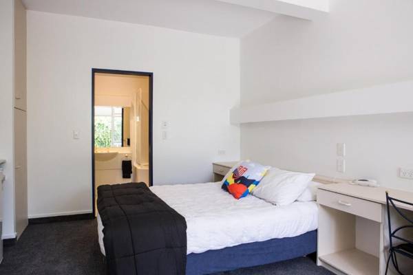 U Studios Paraparaumu Beach