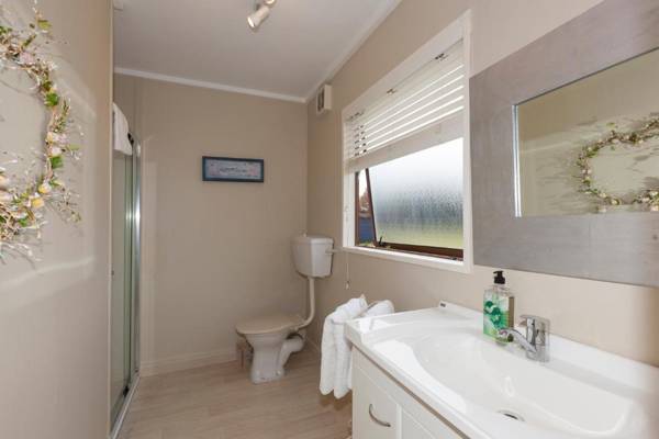 Tudor Manor Bed & Breakfast