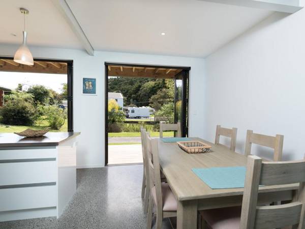 Paihia Centre Peace - Central Paihia Holiday Home