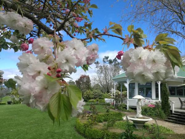 Country Villa Estate