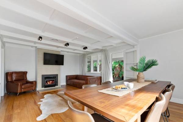 Absolutely Shore - Ngongotaha Holiday Home