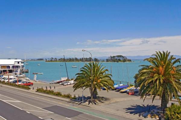 Nelson Waterfront Apartment