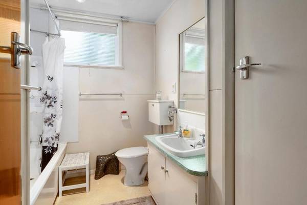 Leica Stay and Walnut Flat - Napier Holiday Home