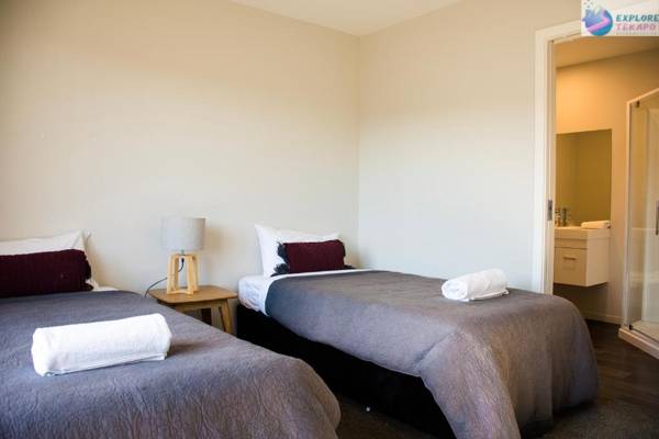 Josephine's Lakeside Star