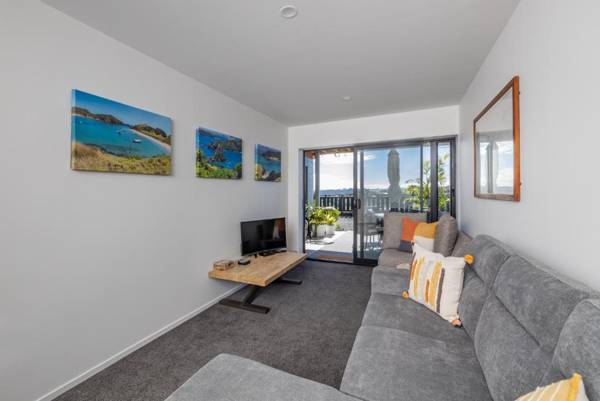 Kiwis Call At 51 - Kerikeri Downstairs Holiday Unit
