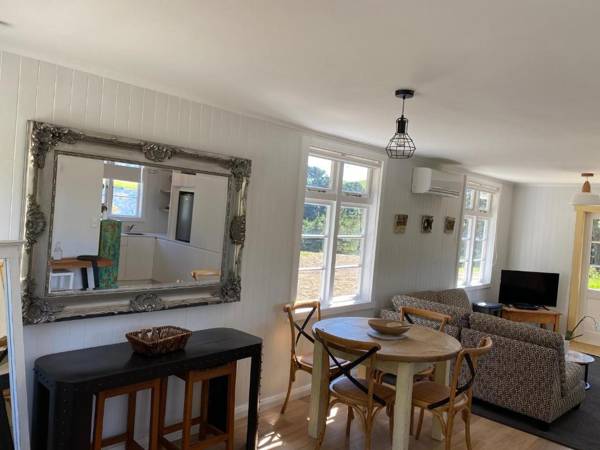 Ohariu Farm Cottage