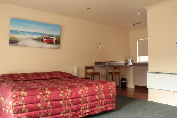 Heritage Court Motel