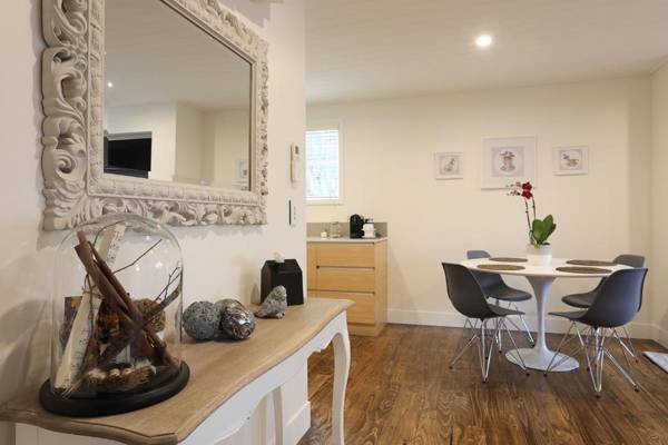 The Lodges At Transport World