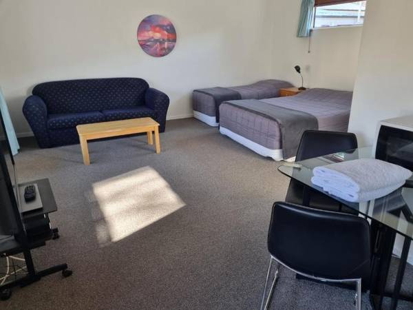 Glenalvon Lodge Motel