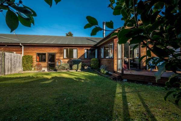 11b Leamington Street