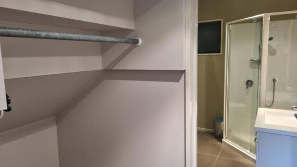 23a Leamington Street