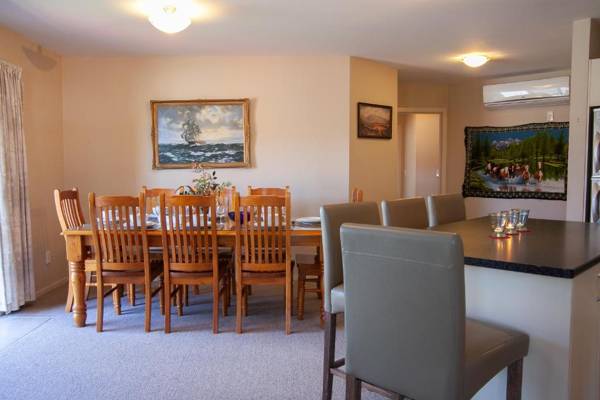 Noble No 6 - Hanmer Springs Holiday Home