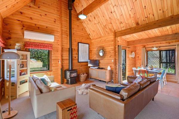 Lavender Cottage - Hanmer Springs Holiday Home