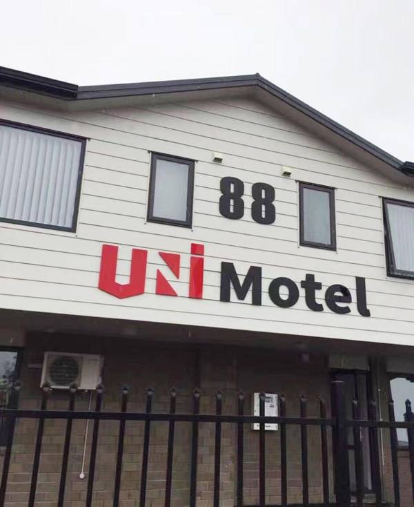 Uni Motel