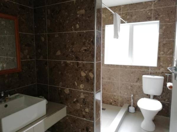 Bayfield Motel and Apartment