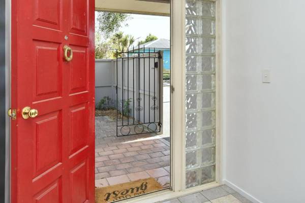 Moa Place - Christchurch Holiday Homes