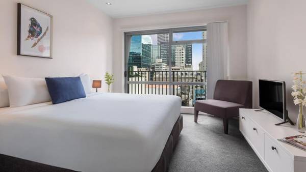 Auckland Harbour Suites