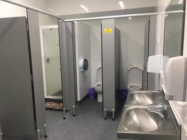 Surf 'N' Snow Backpackers