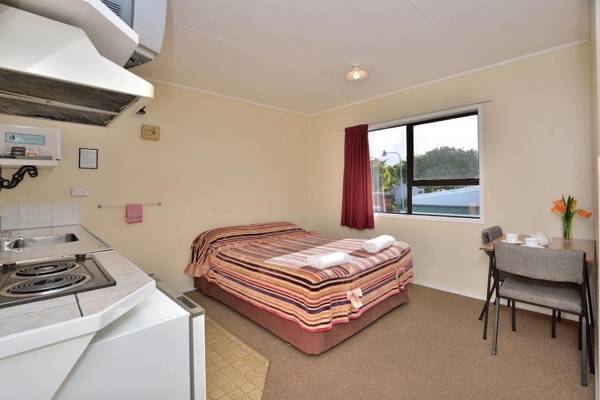 Auckland Northshore Motels & Holiday Park