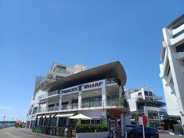 Princes Wharf Grace Apartments