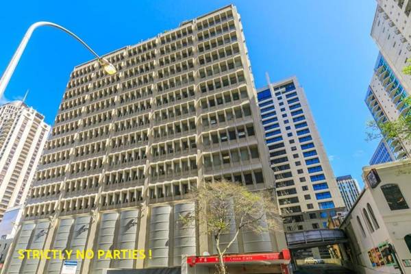 Acrossia Apartment Suites