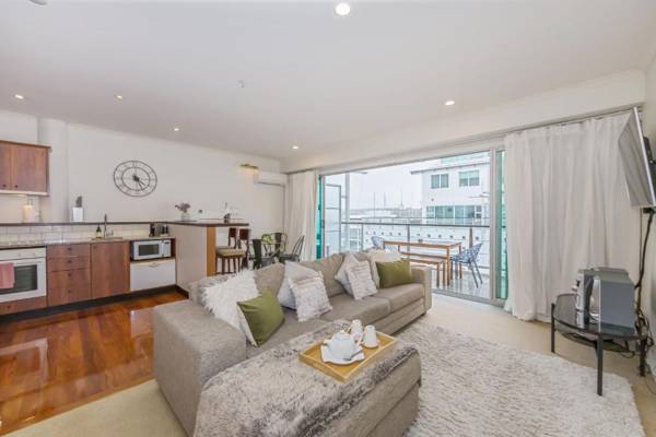 Princes Wharf - Charming 1BR Apartment