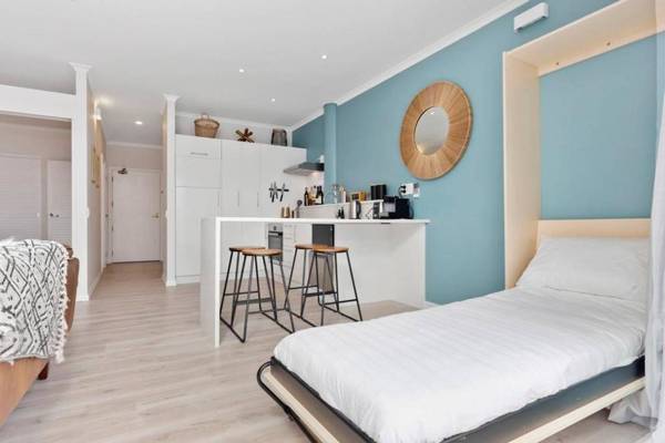 Gorgeous Princess Wharf Apartment w/ Aircon