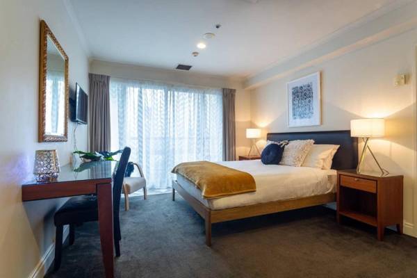 Live in the City-Life!