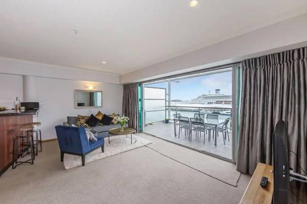 Fabulous Apartment with Harbour Views Free Netflix