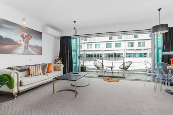 Funky One Bedroom Apartment on Princes Wharf