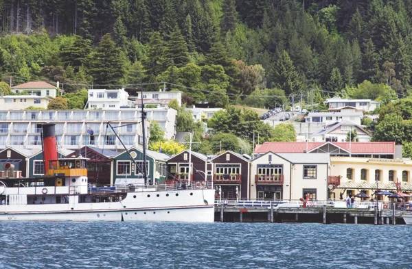 Oaks Queenstown Shores Resort