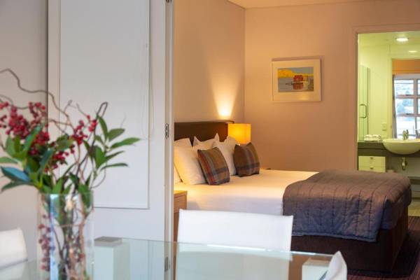 Marina Apartments - Element Escapes