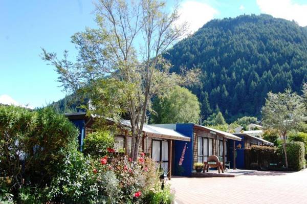 Queenstown Holiday Park & Motels Creeksyde
